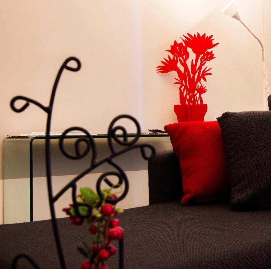 Casa Vacanze L'Altra Diaz Syracuse ภายนอก รูปภาพ