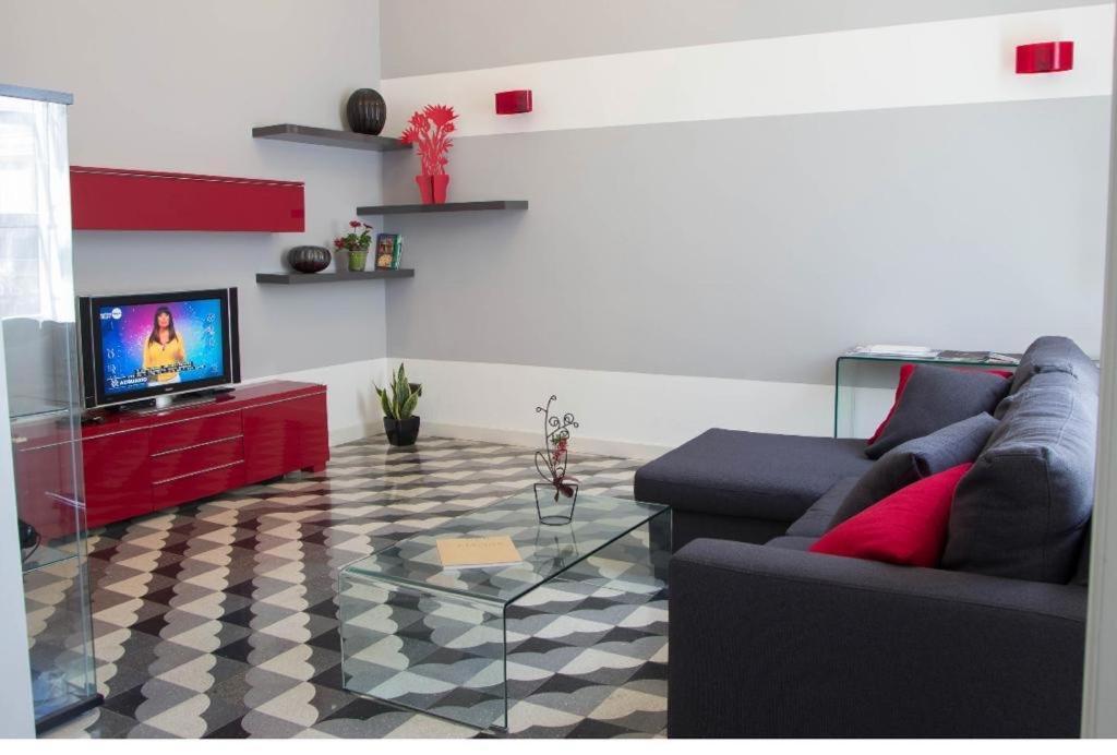 Casa Vacanze L'Altra Diaz Syracuse ภายนอก รูปภาพ