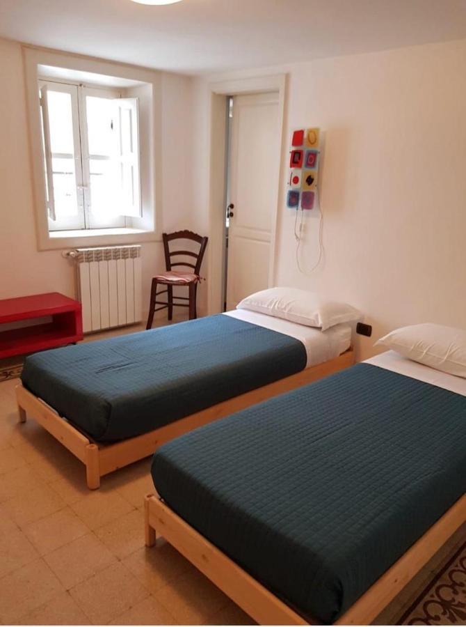 Casa Vacanze L'Altra Diaz Syracuse ภายนอก รูปภาพ